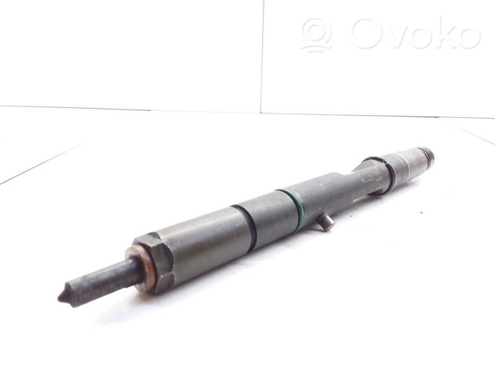 Audi A6 S6 C5 4B Fuel injector 0432133836