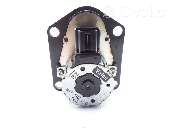 Citroen C5 Intake manifold valve actuator/motor 657102J