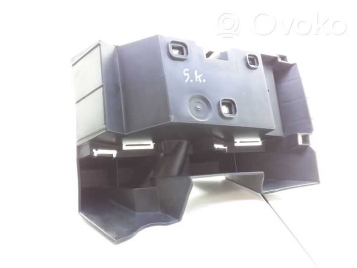 Volvo XC90 Bumper support mounting bracket corner 30678277