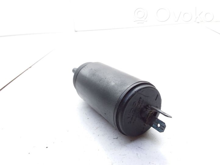 Volkswagen Golf II Pompe de lave-glace de pare-brise 