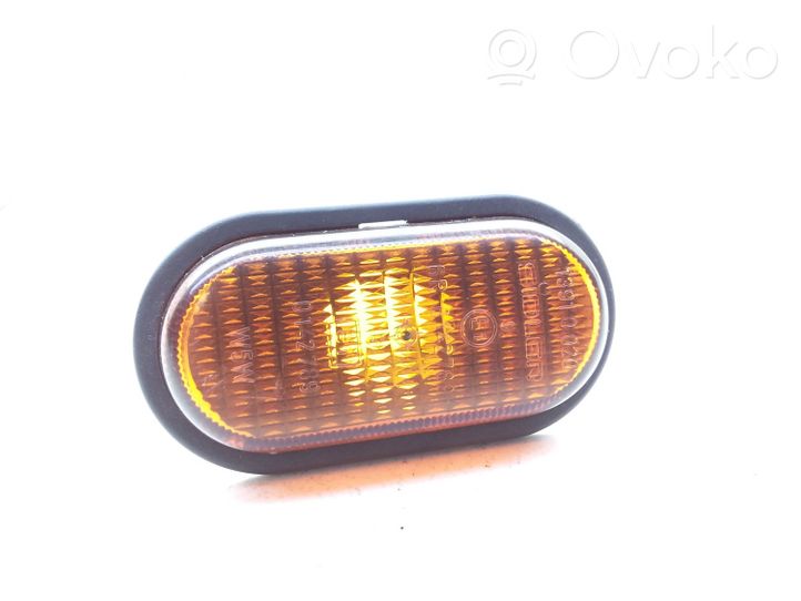 Volkswagen Cross Polo Front fender indicator light 7700847333