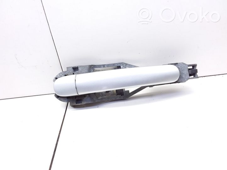 Volkswagen PASSAT B5 Išorinė atidarymo rankena galinių durų 3B0837885