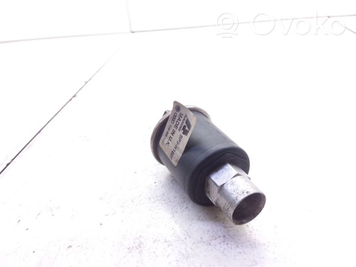 Volkswagen Golf III Air conditioning (A/C) pressure sensor 1H0959139B