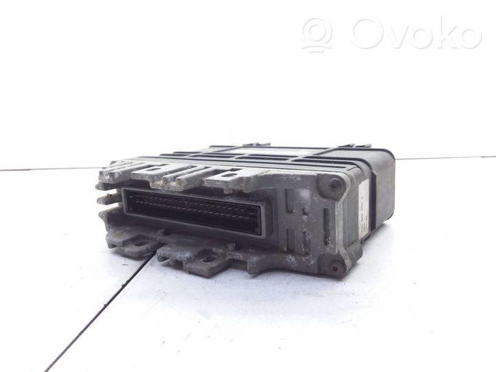 Volkswagen Golf III Sterownik / Moduł ECU 032906026A