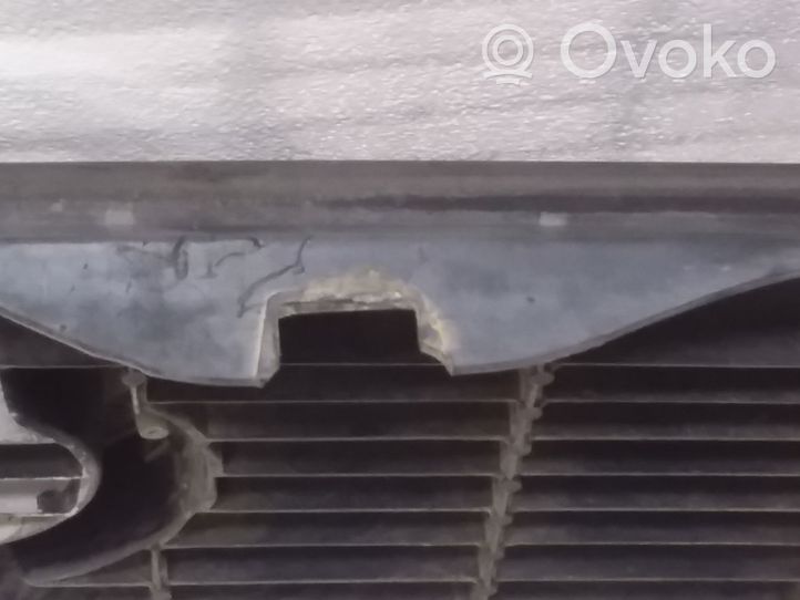 Audi 80 90 B3 Maskownica / Grill / Atrapa górna chłodnicy 893853655