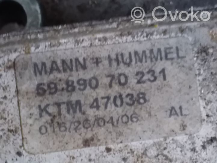 Opel Astra H Inne części komory silnika 5989070231