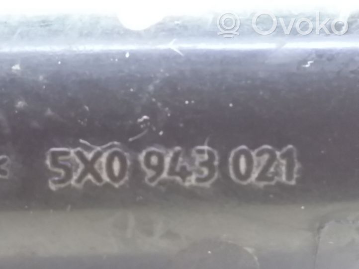 Volkswagen Fox Lampa oświetlenia tylnej tablicy rejestracyjnej 04641000