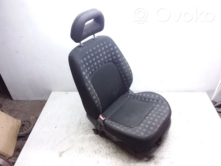 Volkswagen New Beetle Front driver seat 