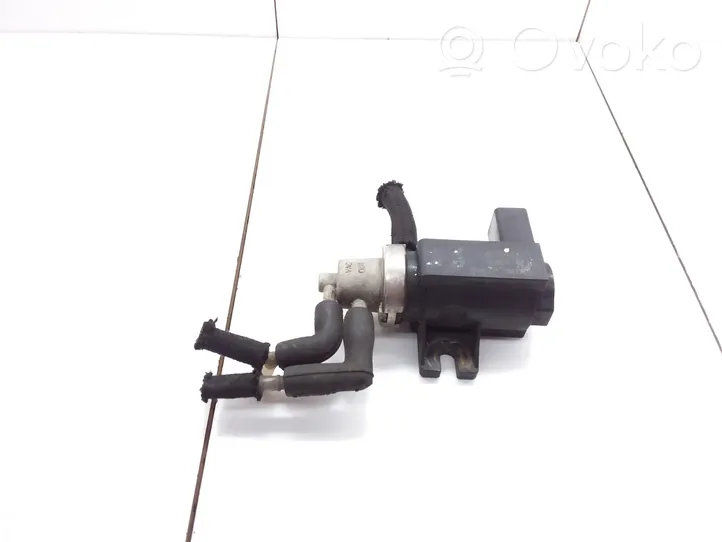 Audi A3 S3 8L Turboahtimen magneettiventtiili 1J0906627