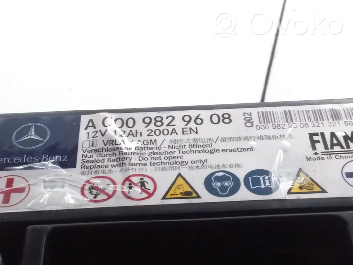 Mercedes-Benz A W176 Batterie A0009829608