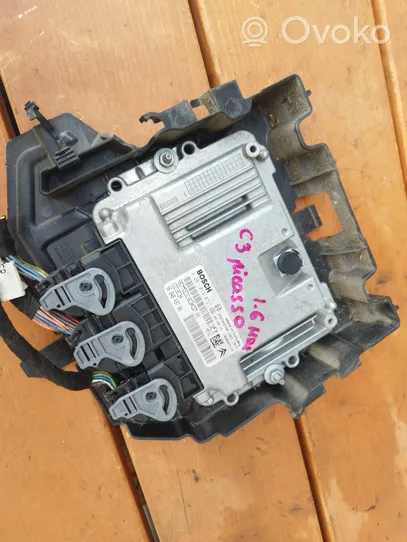 Citroen C3 Picasso Sterownik / Moduł ECU 0281013872