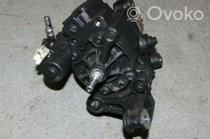 Mercedes-Benz GLA W156 Pompe d'injection de carburant à haute pression A2C89877300