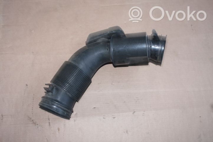 Volkswagen Touareg II Tube d'admission d'air 7P0129684A