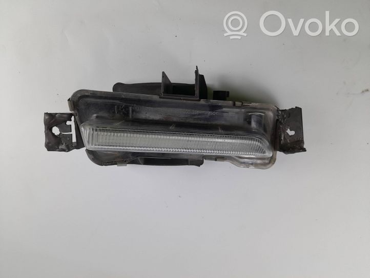 Jeep Cherokee Lampa przednia 22907456