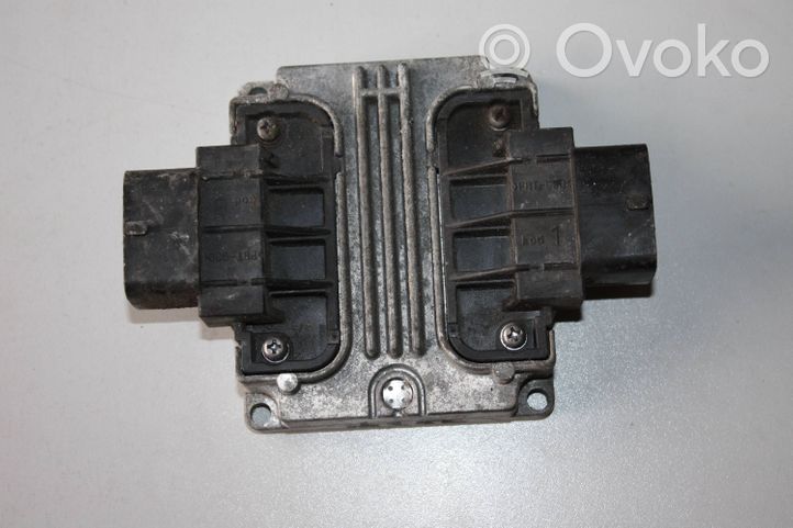 Opel Corsa D Sterownik / Moduł skrzyni biegów 55565001