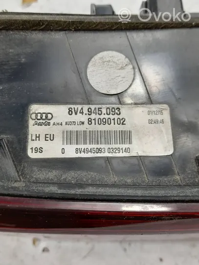 Audi A3 S3 8V Takaluukun takavalot 8V4945093