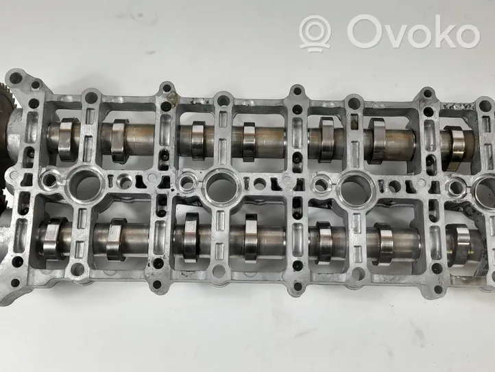 BMW 5 F10 F11 Kita variklio galvutės detalė 729178