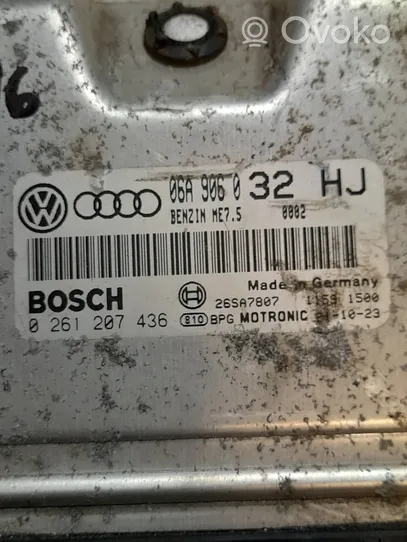 Audi A3 S3 8V Moottorin ohjainlaite/moduuli 06A906032