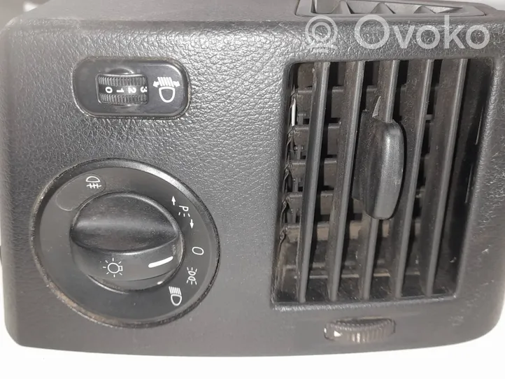 Volkswagen Crafter Garniture, panneau de grille d'aération latérale A9068300454