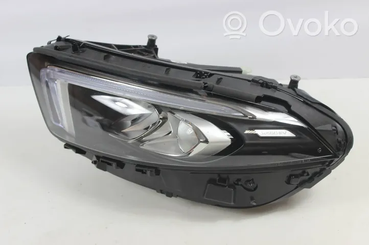 Mercedes-Benz A W177 AMG Lampa przednia A1779063905