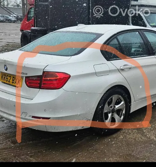 BMW 3 F30 F35 F31 Aizmugurējā ceturtdaļa mašīnas 