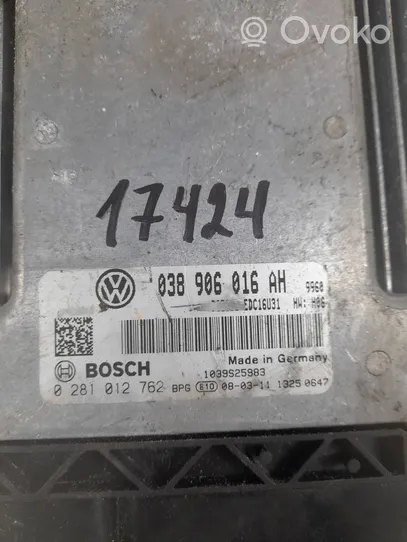 Volkswagen Transporter - Caravelle T5 Sterownik / Moduł ECU 038906016ah