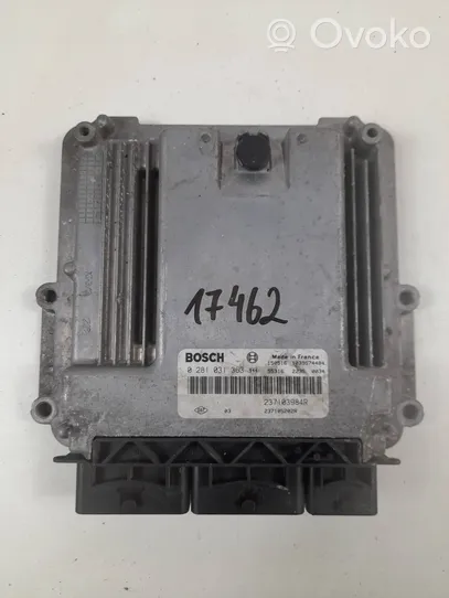 Opel Vivaro Calculateur moteur ECU 237103984R