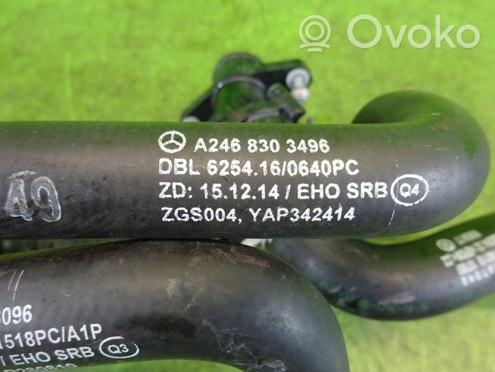 Infiniti Q30 Tuyau de liquide de refroidissement moteur A2468303496