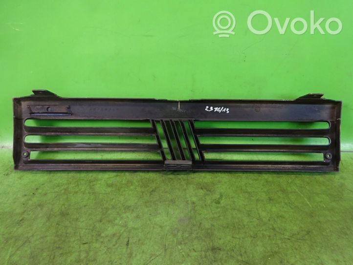 Fiat Panda van Maskownica / Grill / Atrapa górna chłodnicy 