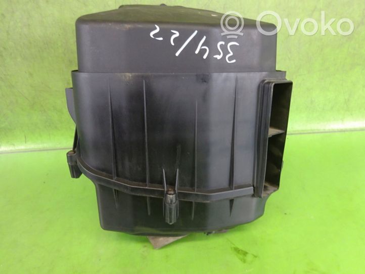 Audi A8 S8 D3 4E Oro filtro dėžės dangtelis 059133823B