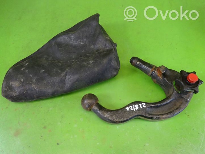 Audi A4 S4 B5 8D Detachable tow bar 305208 