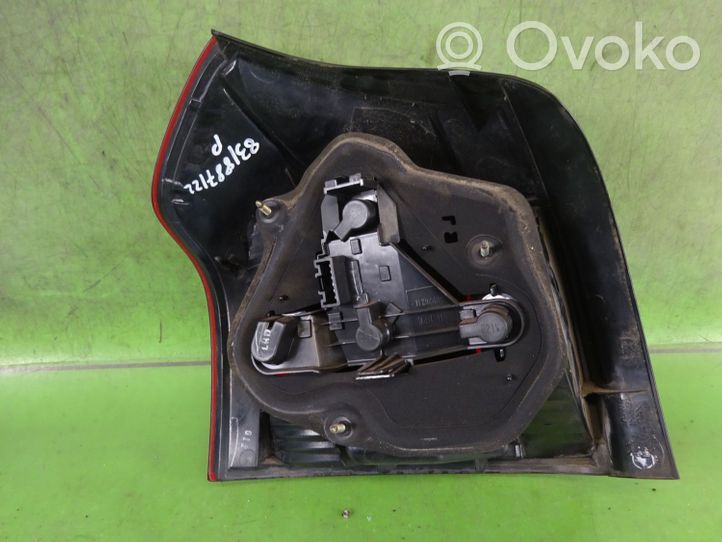 Toyota Corolla E120 E130 Lampa tylna 02-51 0459