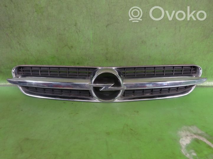 Opel Vectra C Front bumper upper radiator grill 