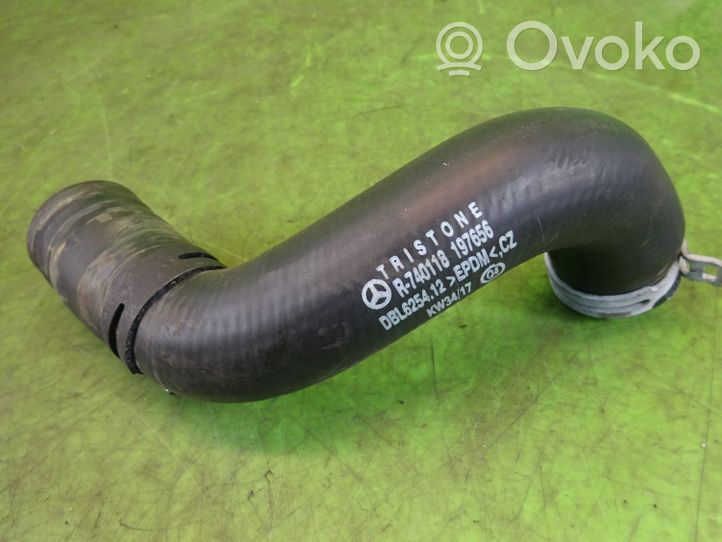 Infiniti Q30 Tubo flessibile del liquido di raffreddamento del motore 