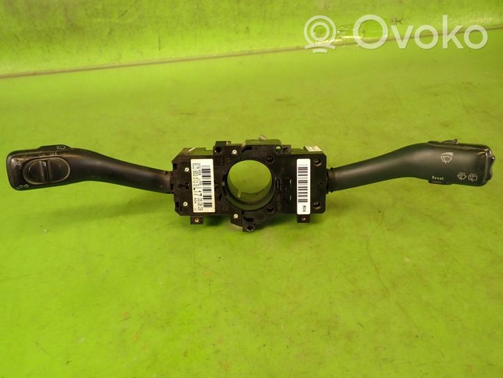 Volkswagen Sharan Leva/interruttore dell’indicatore di direzione e tergicristallo 8L0953513S