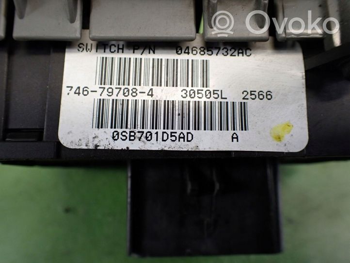 Dodge Grand Caravan Interrupteur léve-vitre 746-79708-4