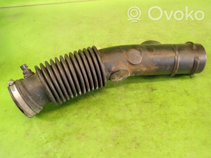 Chevrolet Blazer Air intake hose/pipe 15181115