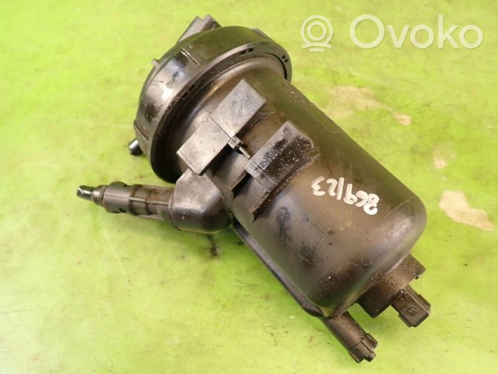 Opel Zafira B Boîtier de filtre à carburant 13122587