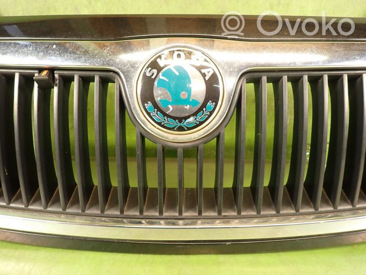 Skoda Fabia Mk1 (6Y) Grille calandre supérieure de pare-chocs avant 6Y0853668