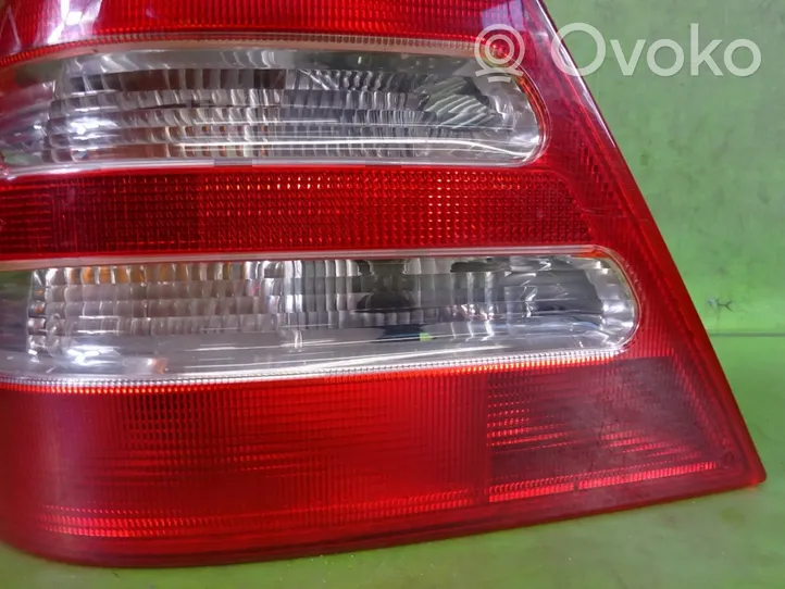Mercedes-Benz C AMG W203 Lampa tylna 