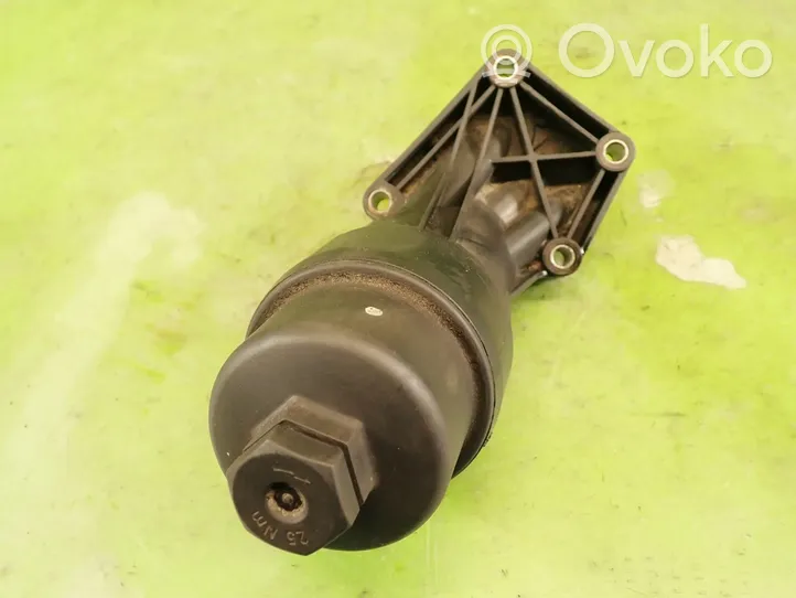 Mercedes-Benz A W168 Oil filter mounting bracket A2661800010