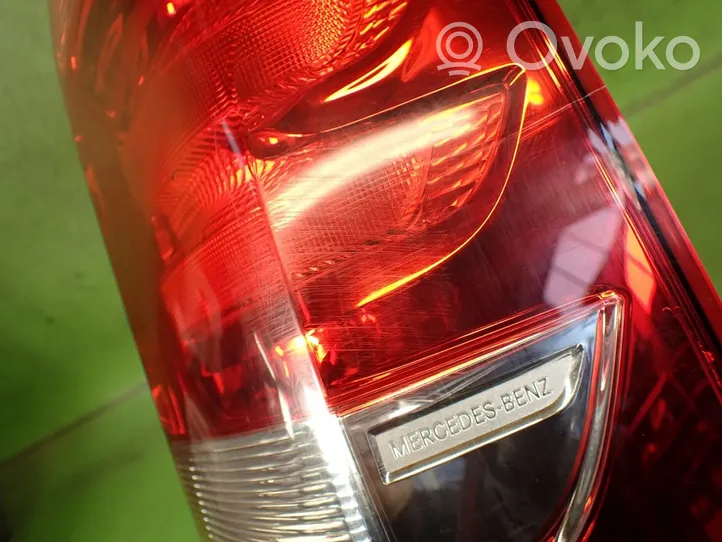 Mercedes-Benz Vito Viano W447 Feux arrière / postérieurs R191014