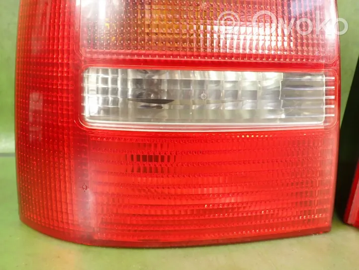 Audi A4 S4 B5 8D Set di luci posteriori 