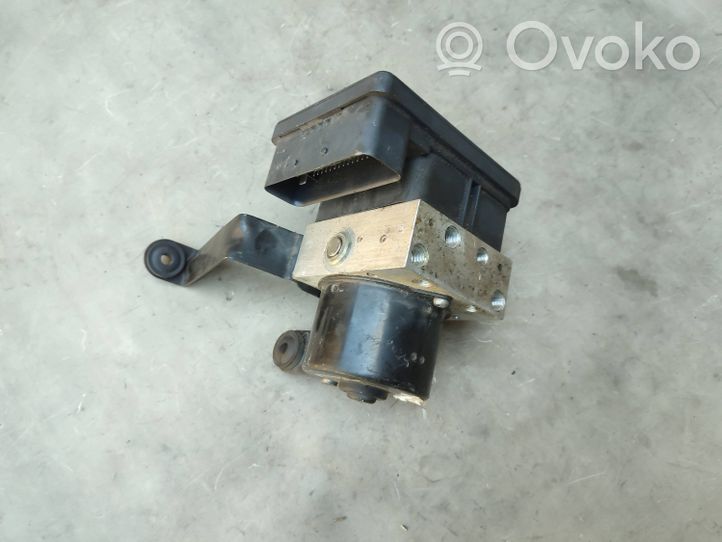 Ford Focus ABS-pumppu 8M512C405CA