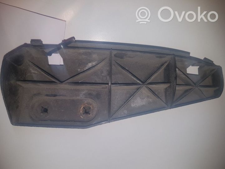 Toyota Corolla Verso AR10 Support de pare-chocs arrière 525620F010