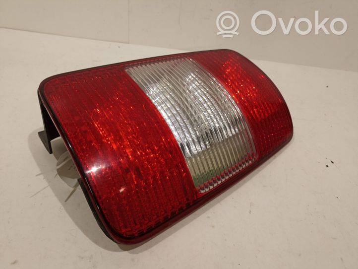 Volkswagen Caddy Lampa tylna 2K0945112A