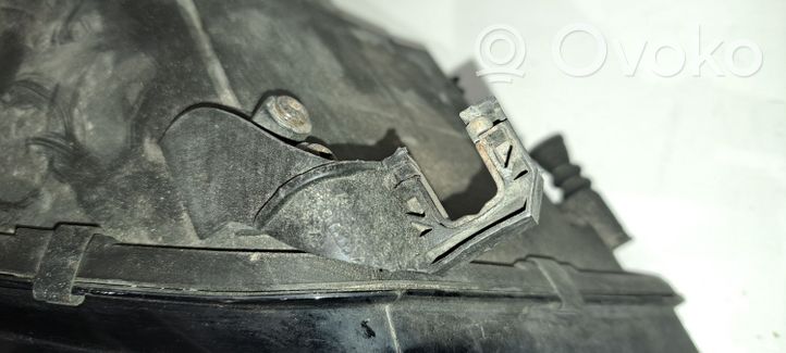 Audi A4 S4 B8 8K Lampa przednia 8K0941004