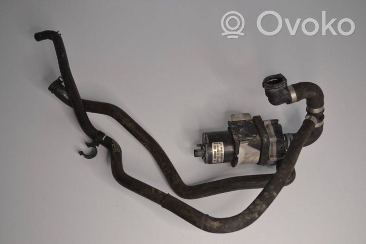 Mercedes-Benz SL R231 Tuyau de liquide de refroidissement moteur A2315014082