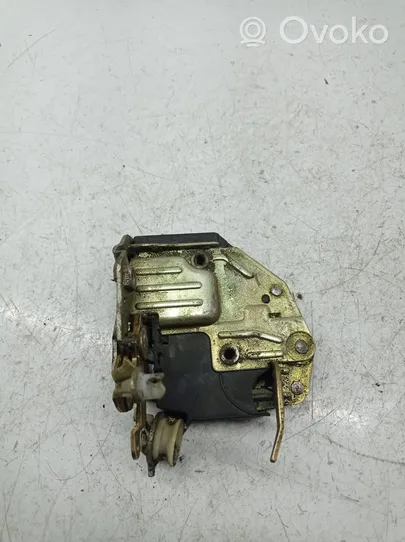 Mercedes-Benz 190 W201 Front door lock 