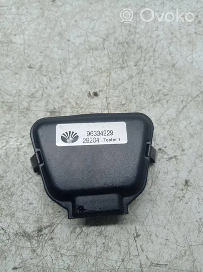 Chevrolet Evanda Rain sensor 96334229